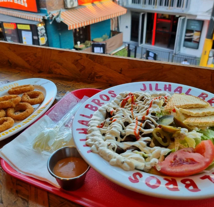 Halal Food Delivery in Seoul: Why You're Stuck in Itaewon (And How to Get Out)
